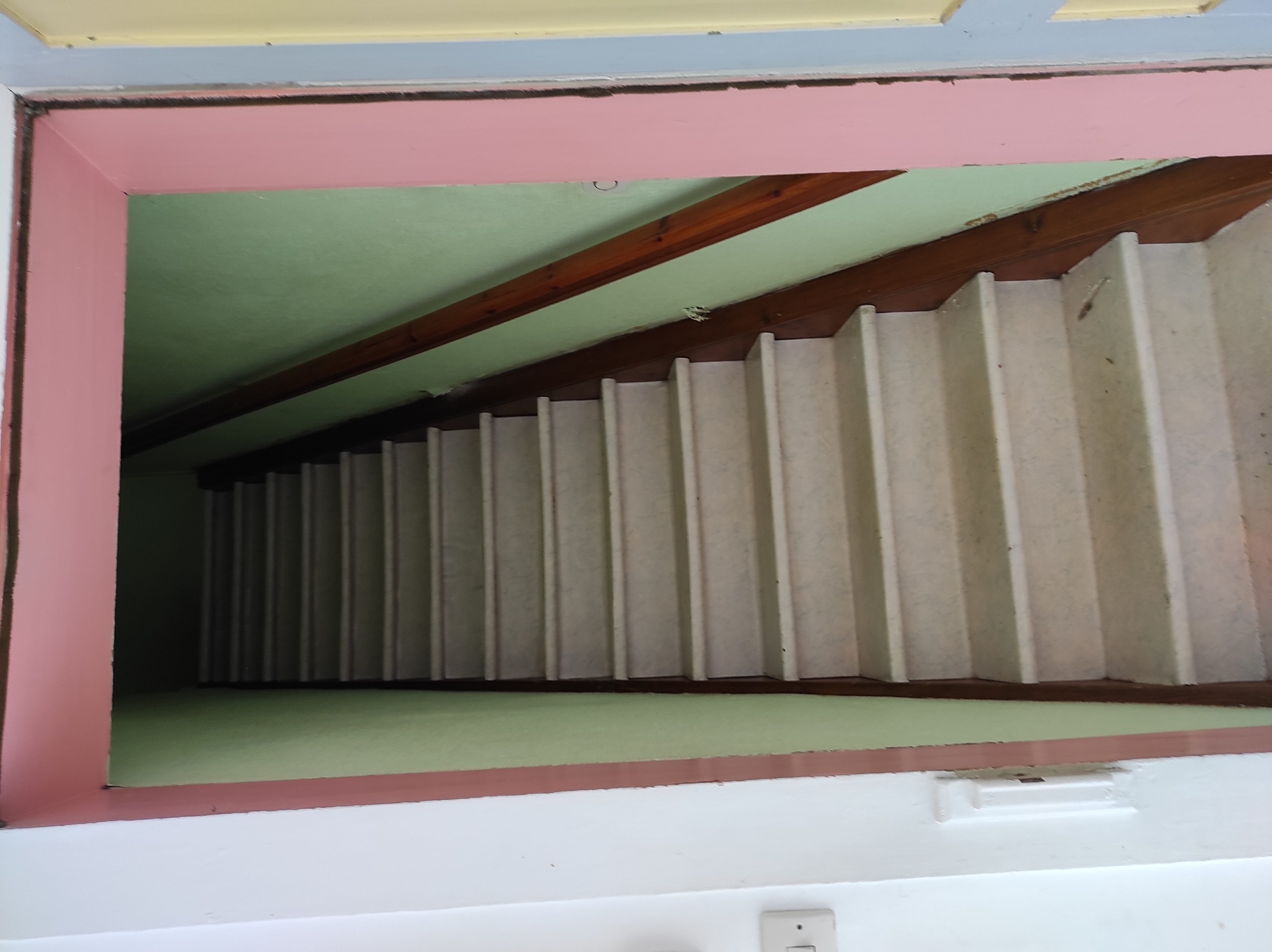 Escalier avant travaux